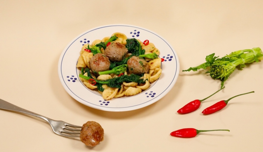Orecchiette con cime di rapa e polpette