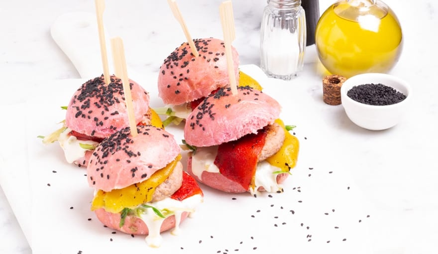 Mini pink burger con puntarelle e peperoni grigliati