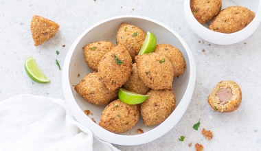 Kibbeh: crocchette di bulgur ripiene di carne