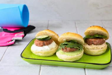 Mini hamburger "fit" di vitello: gusto e leggerezza in tre varianti